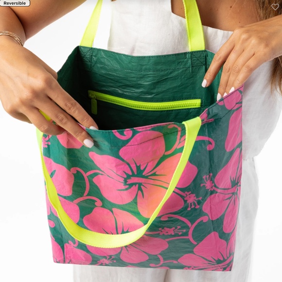 ALOHA COLLECTION Reversible Tote Bag - Picture 5 of 11